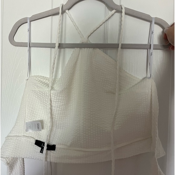 Lulus Ivory open back halter top - Picture 4 of 5